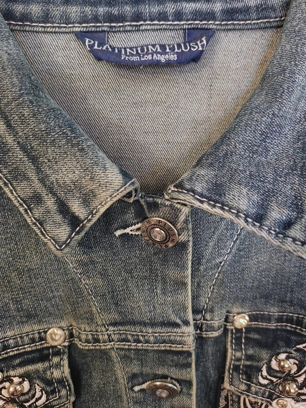 Platinum Plush Rhinestone Skull Denim Jacket - Large - Like New - Picture 11 of 13